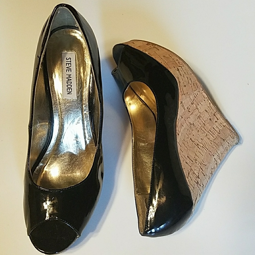 Steve Madden patent wedge heels